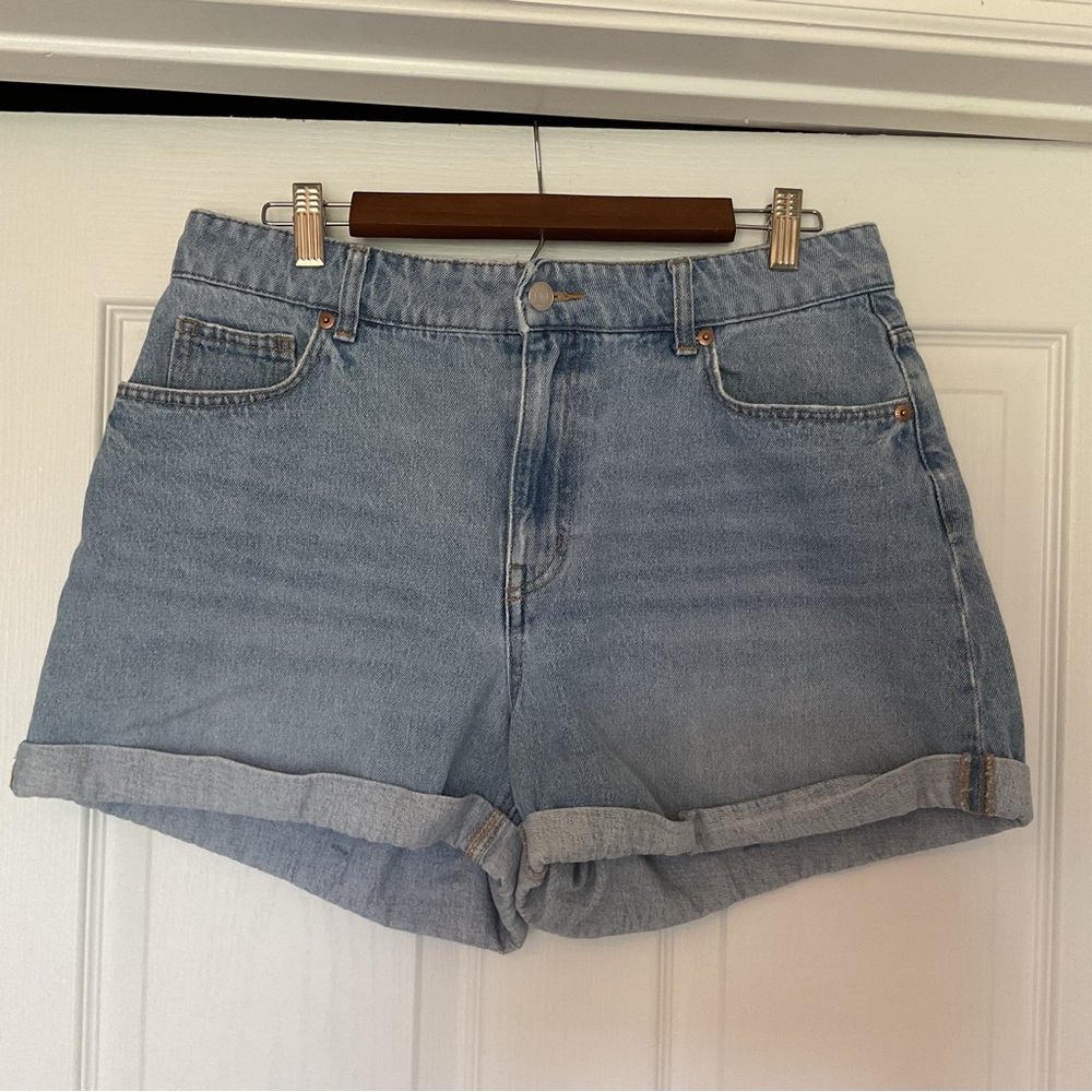 H&M Light Blue Rolled Hem Denim Shorts